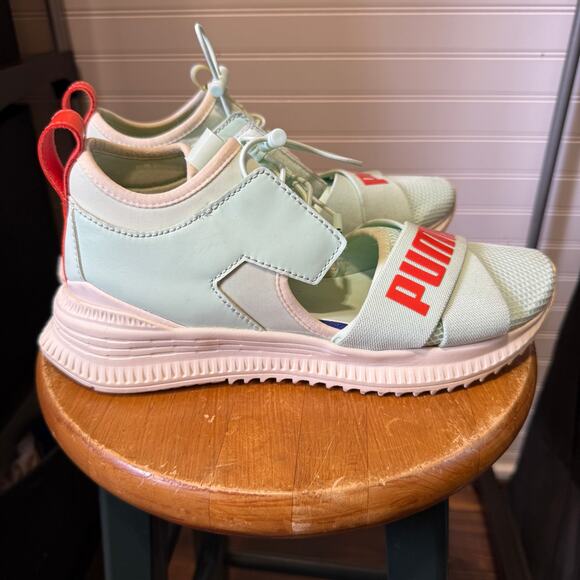 Puma X Fenty Rihanna Avid Cut Out Sneakers Size 39/8.5 - Picture 3 of 9